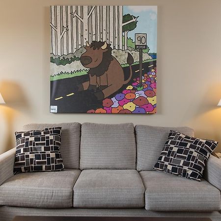Capital Suites Yellowknife Bagian luar foto