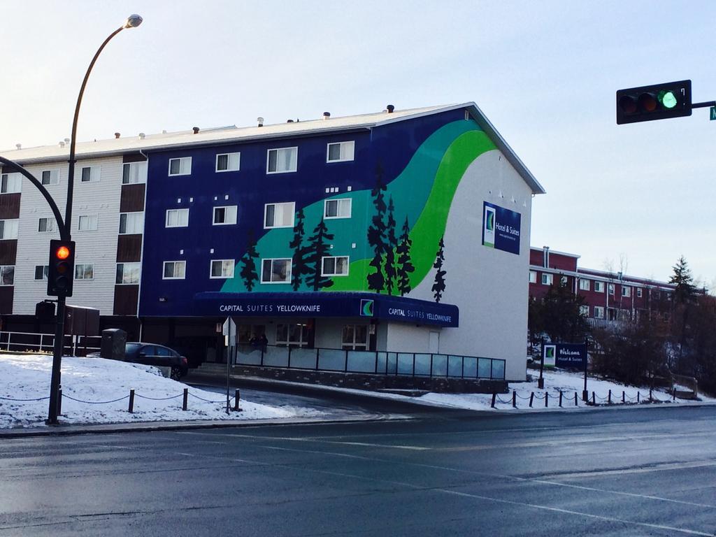 Capital Suites Yellowknife Bagian luar foto